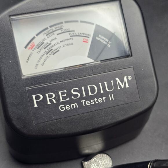 FAS Diamond Chip Heart Necklace Pendant Silver Tone - Picture 5 of 12